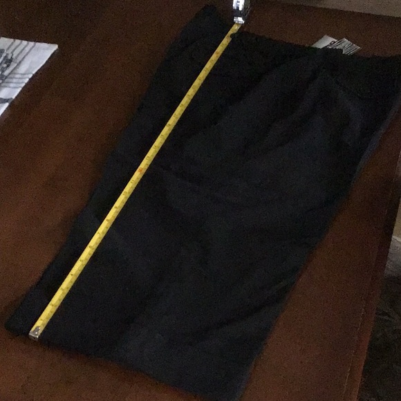 Nygard walking shorts - Picture 6 of 7